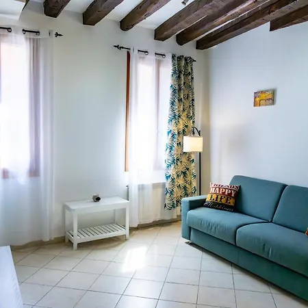 Ca' Ormesini Lovely דירה *